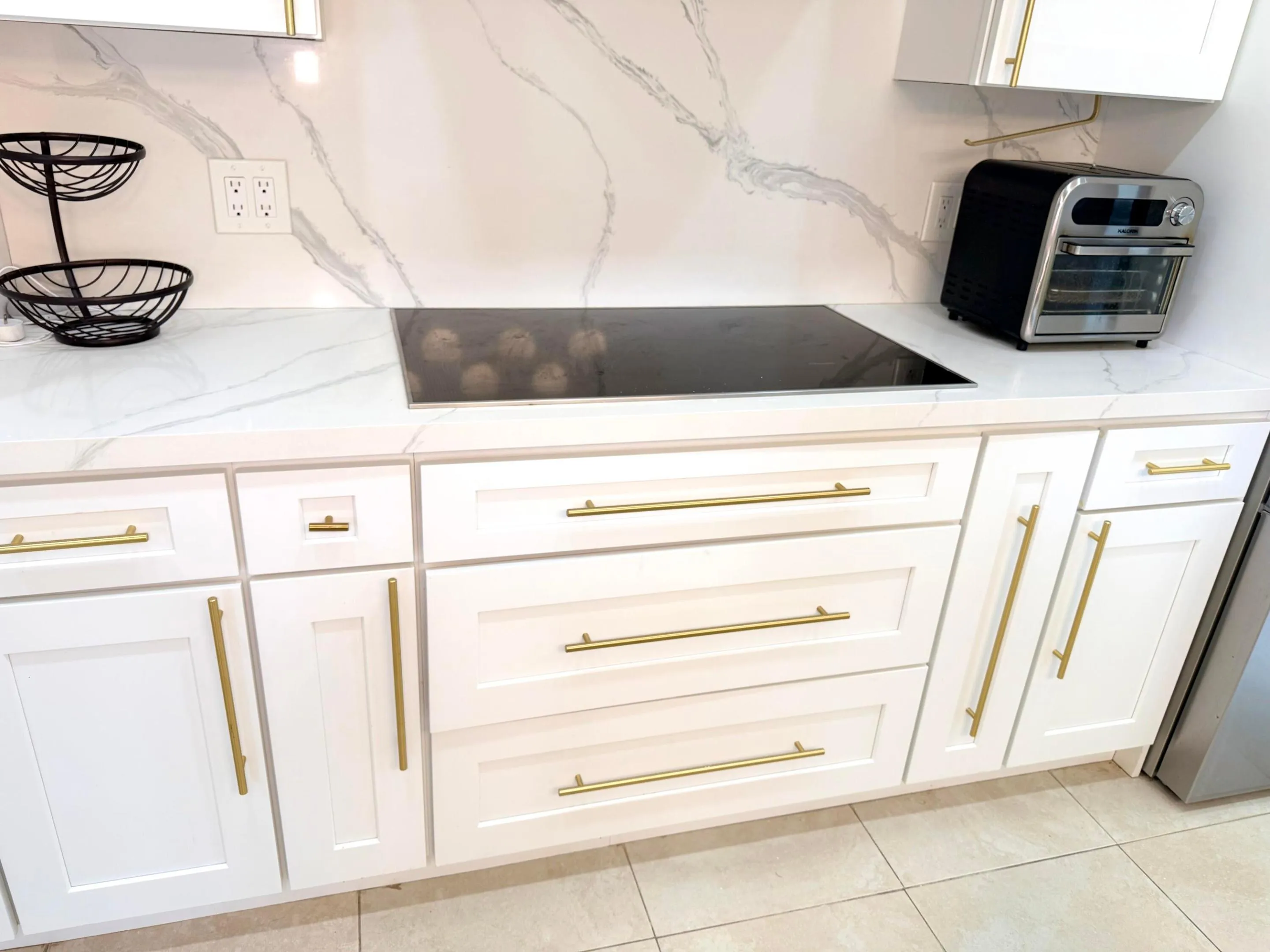 Stove Area/Counter