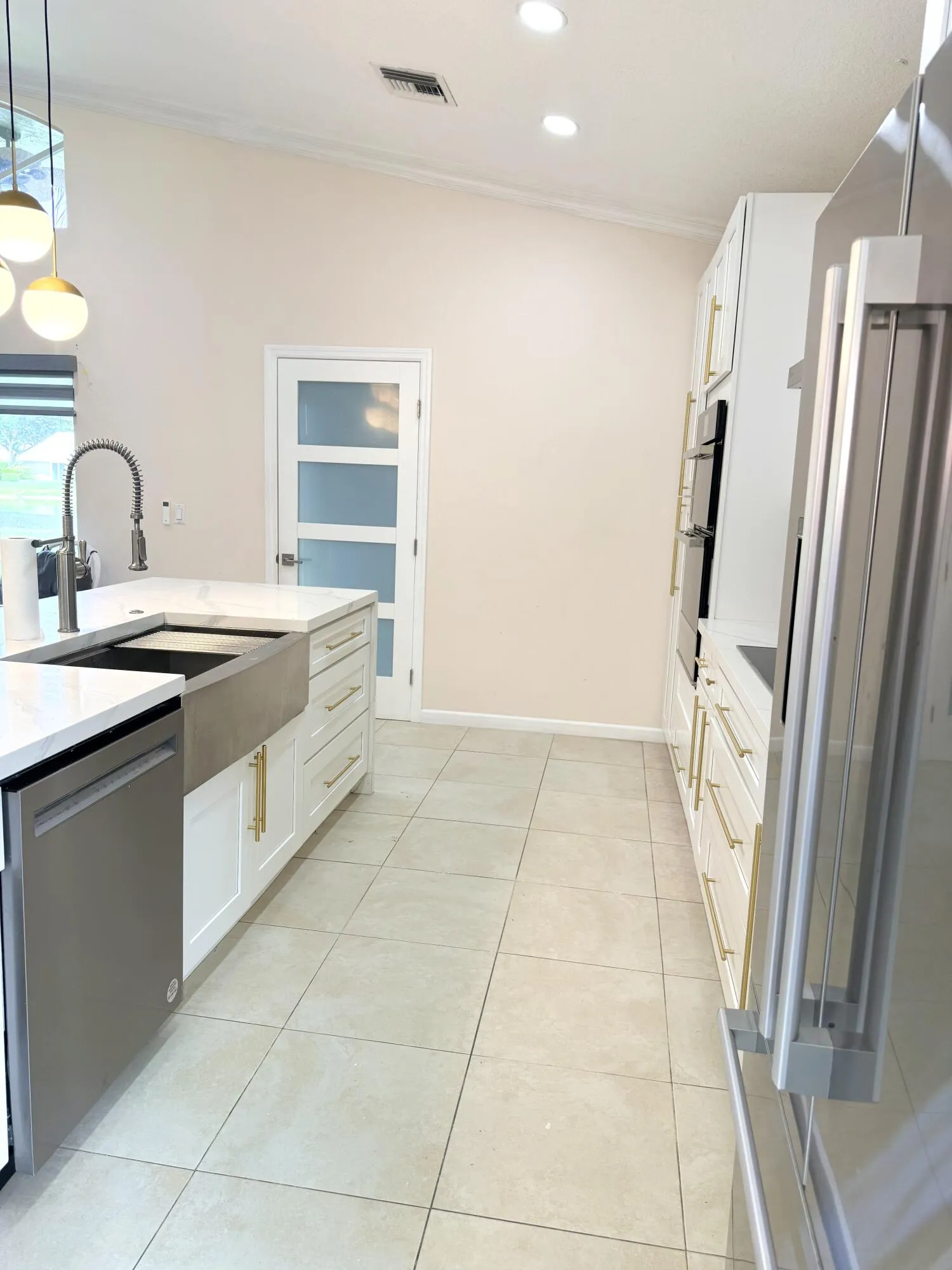 Kitchen/Dishwasher