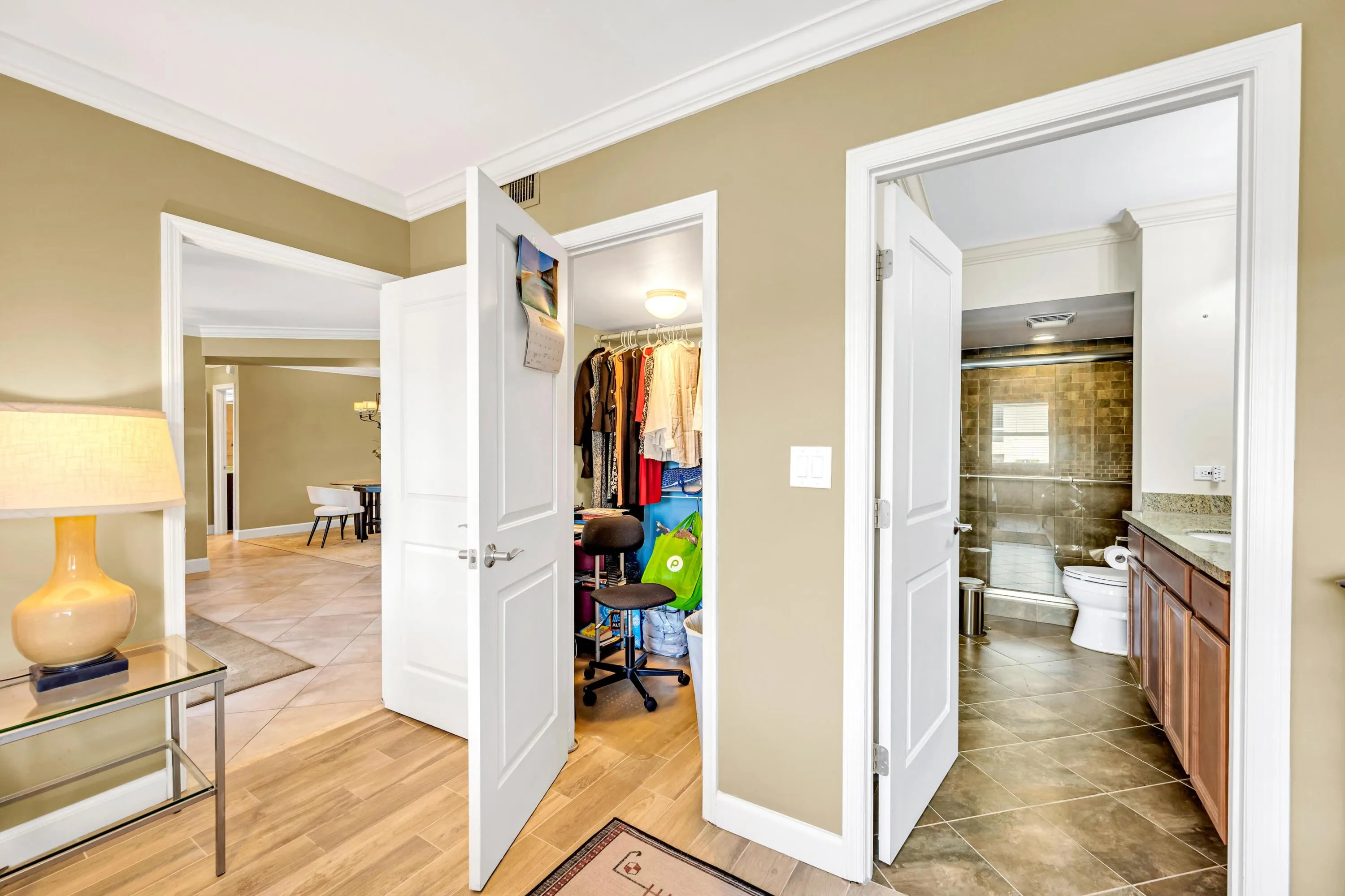 615 NE 12TH ST -20