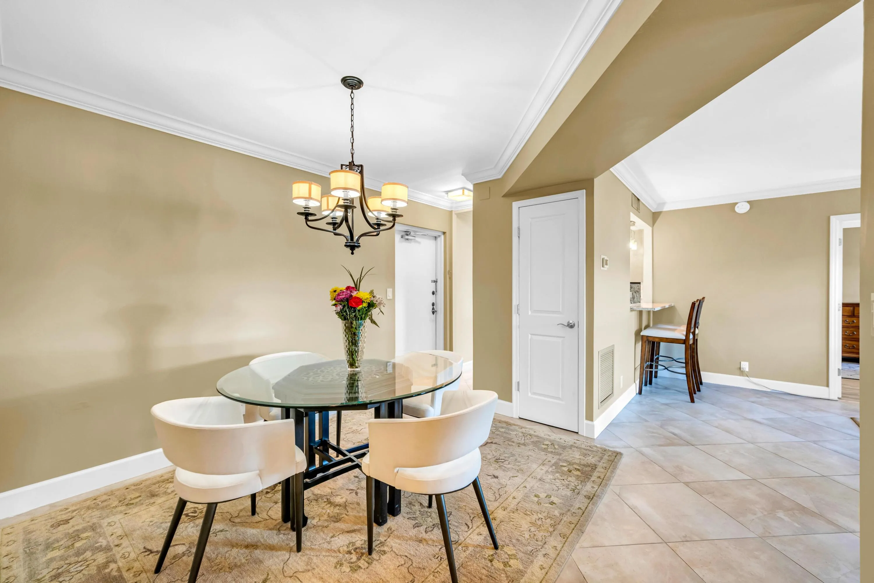 615 NE 12TH ST -5