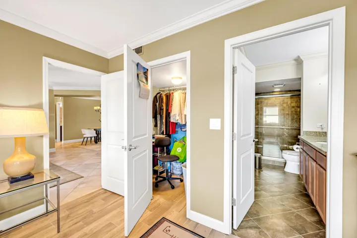 615 NE 12TH ST -20