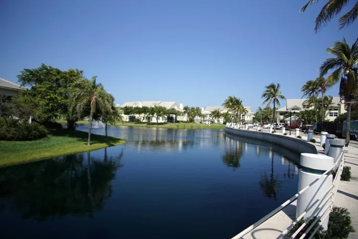 Sea Colony Lake