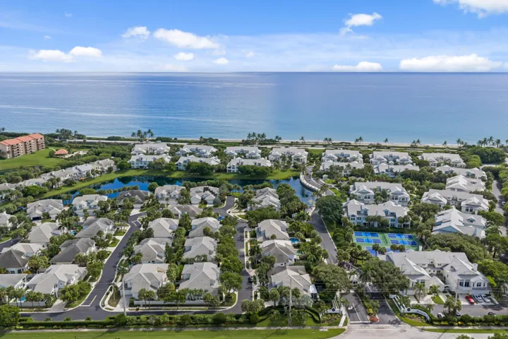 Overview of Sea Colony