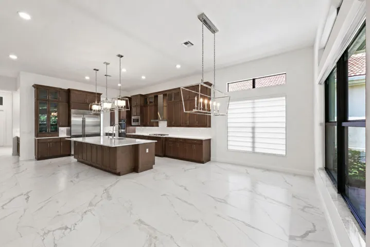 Kitchen / Informal Dining
