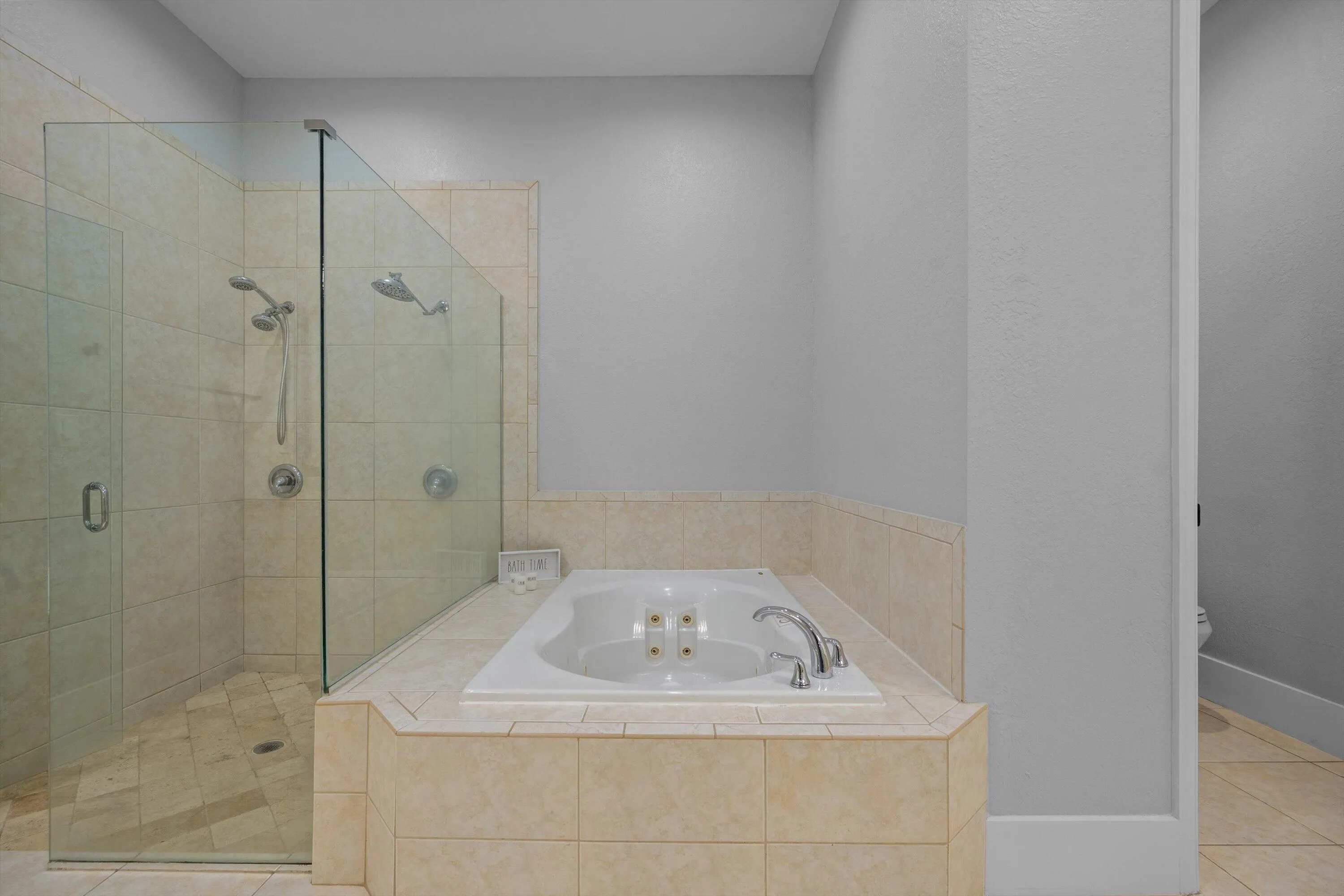 2926 Dovedale Court, Wellington