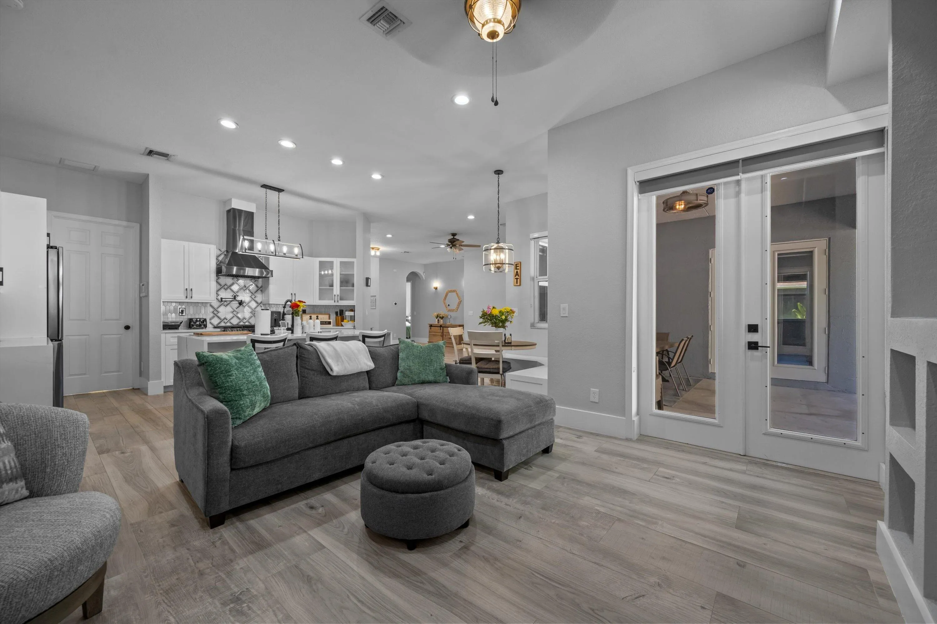 2926 Dovedale Court, Wellington