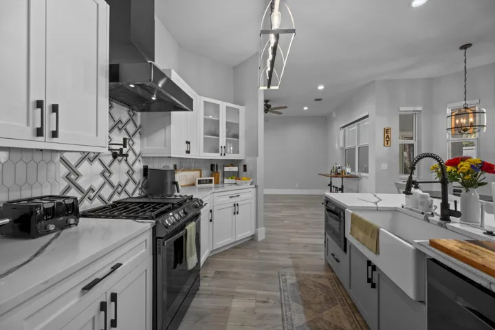 2926 Dovedale Court, Wellington