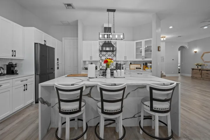 2926 Dovedale Court, Wellington