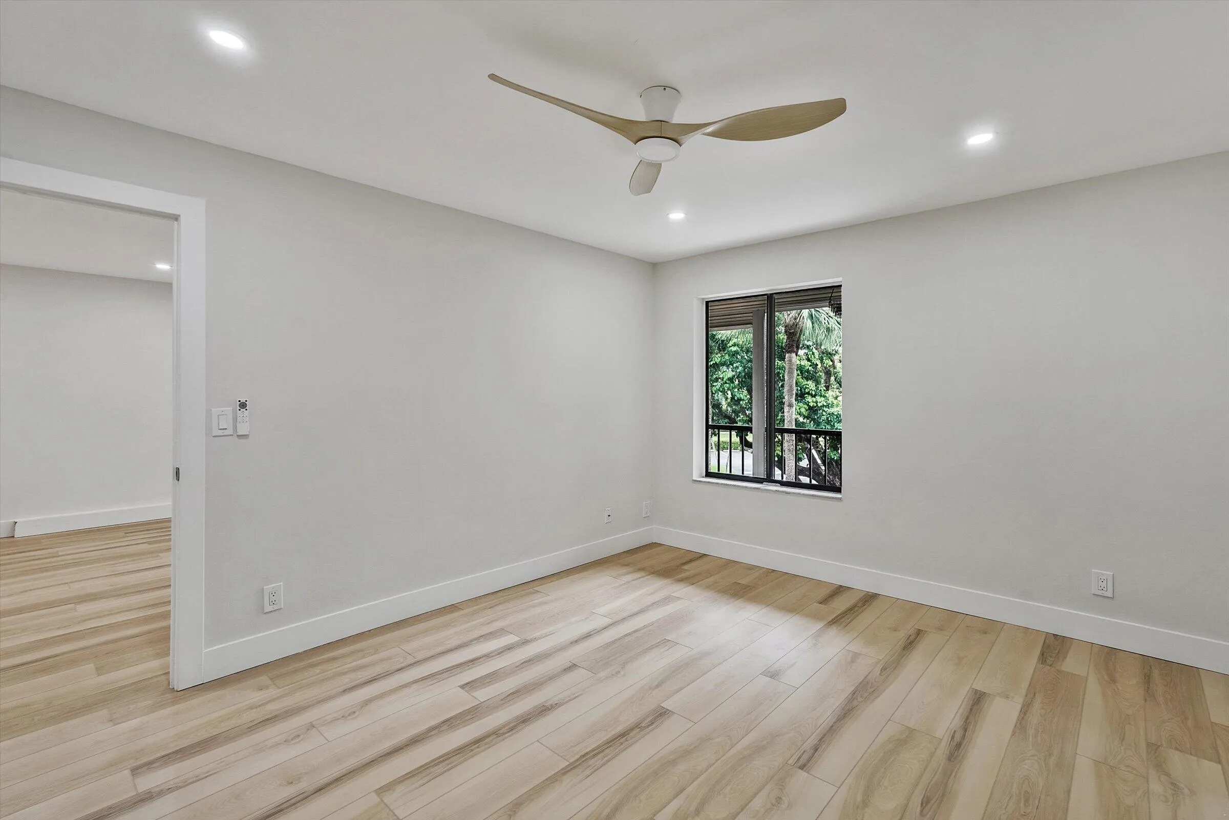 18-5220 Las Verdes Circle Unit 321-18