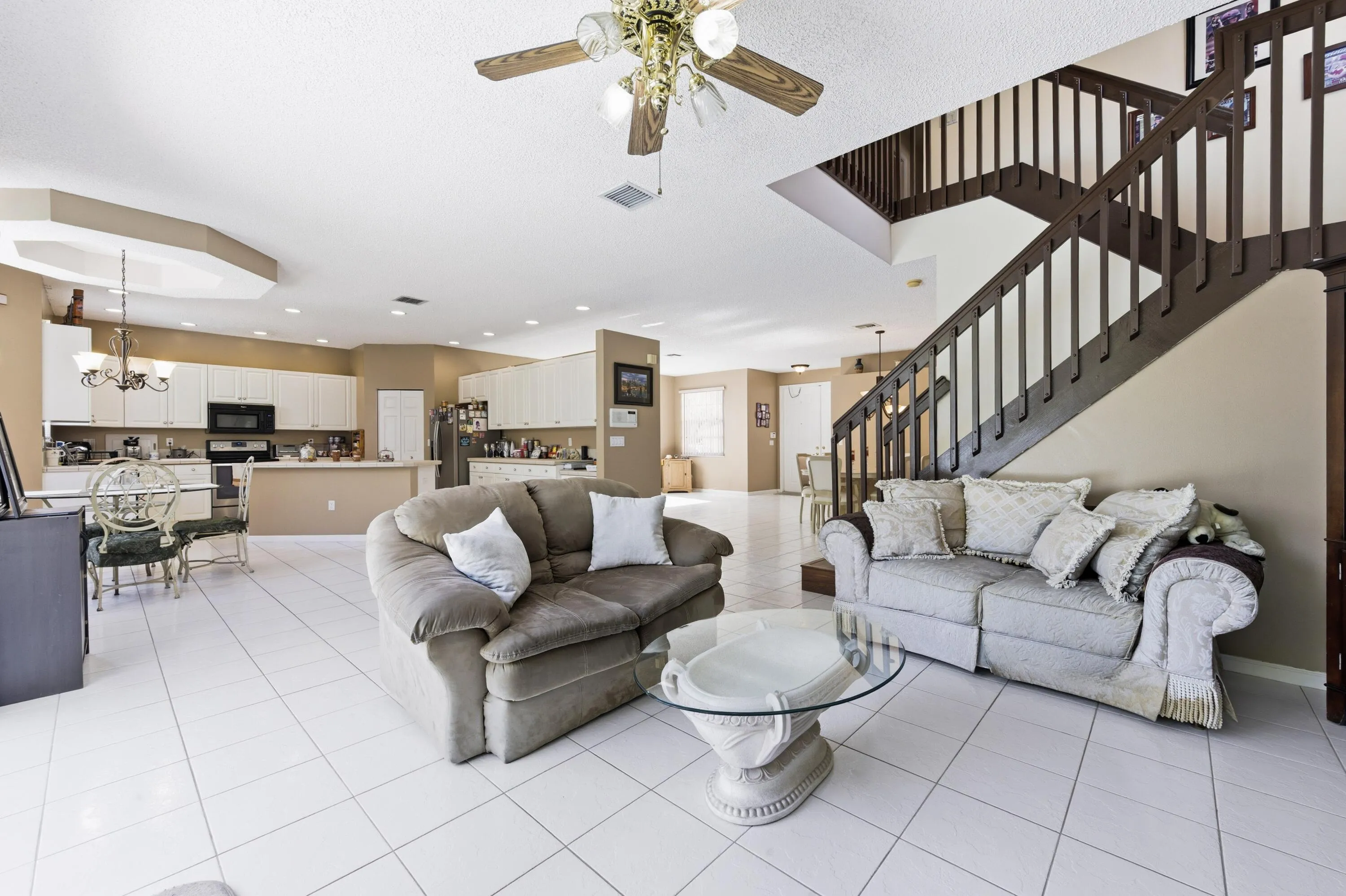 2430_Westmont_Dr_RPB_006