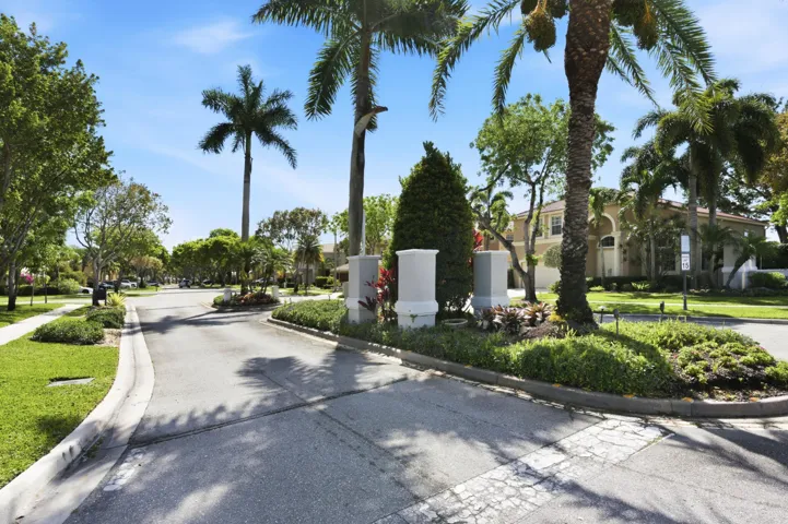 2430_Westmont_Dr_RPB_034
