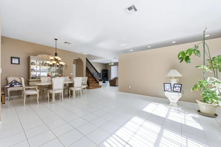2430_Westmont_Dr_RPB_010