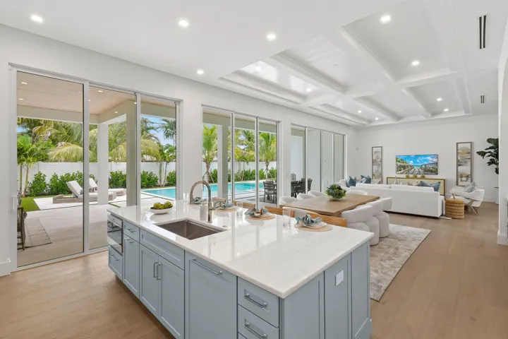 Kitchen & Great Room