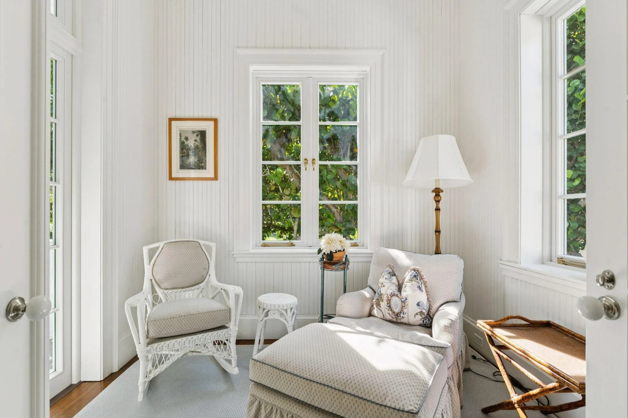 Sitting room off primary bath