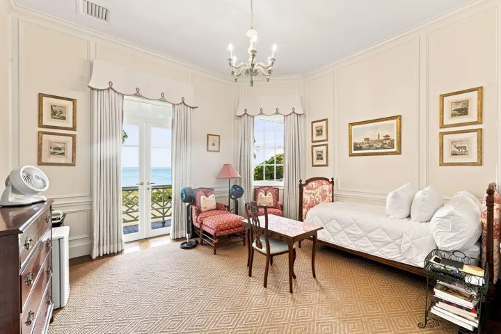 Primary sitting room
