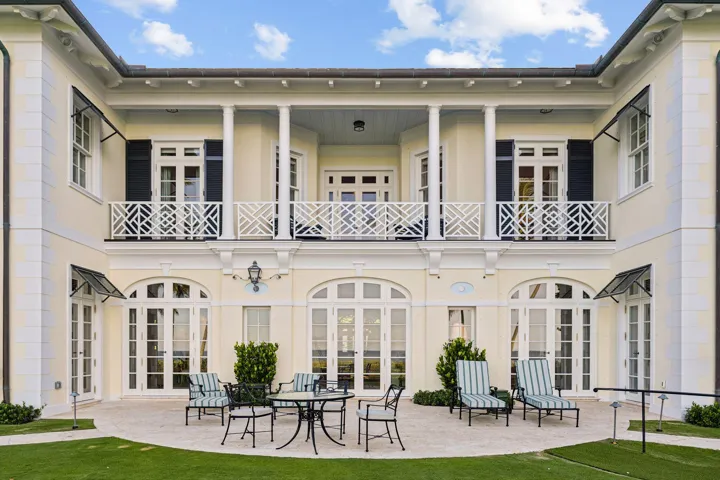 Ocean side terrace