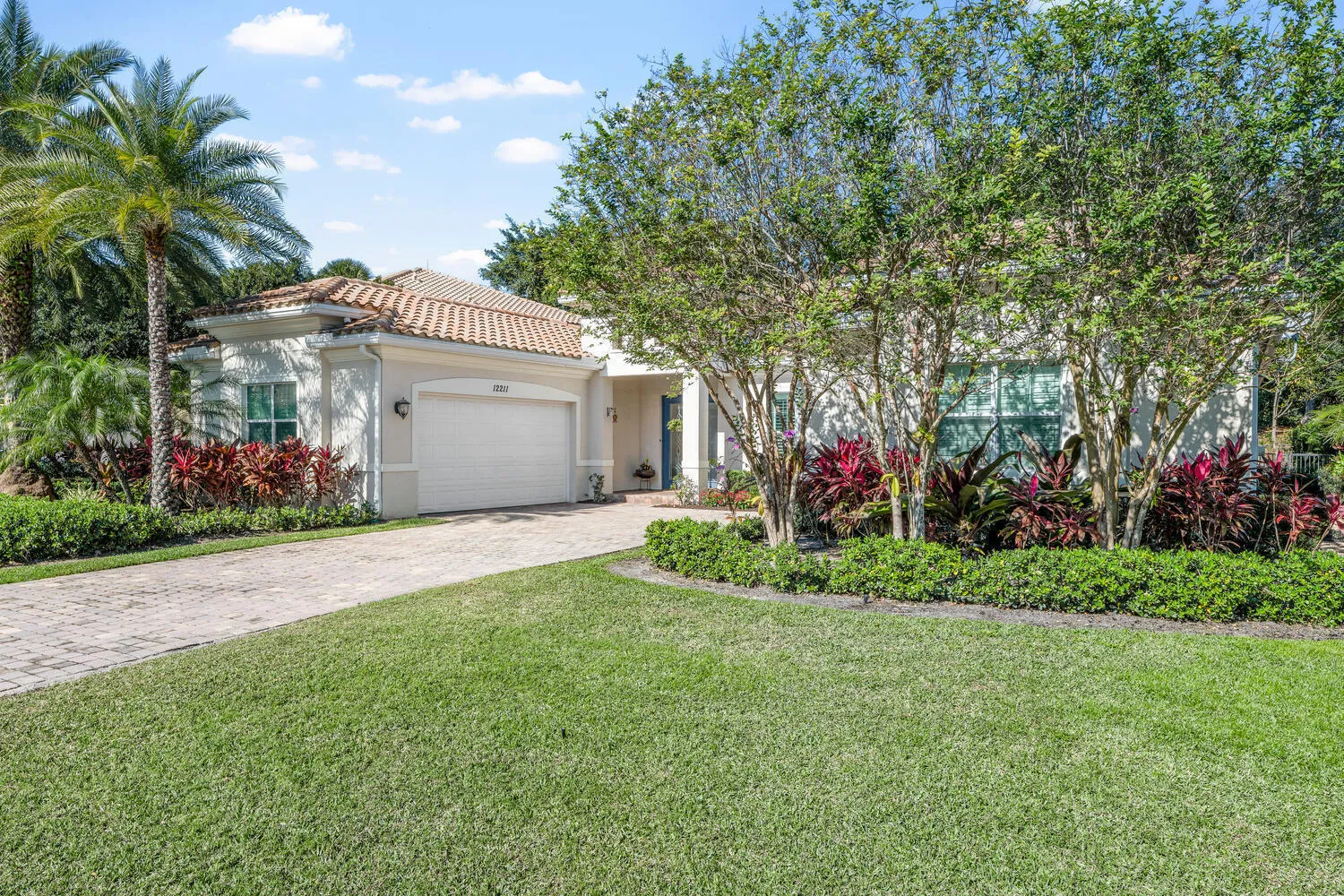 12211 Sunnydale Dr Wellington-large-018-