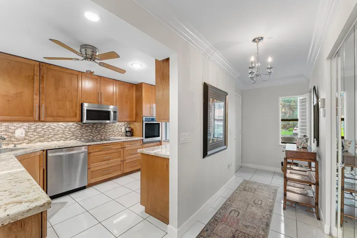 004-8520CasaDelLago-E-BocaRaton-FL-33433