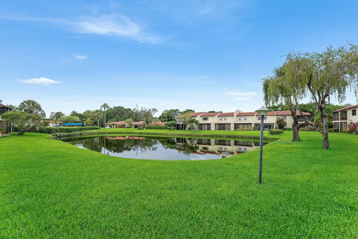 028-8520CasaDelLago-E-BocaRaton-FL-33433