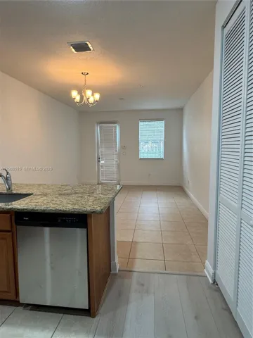 Dining/living room