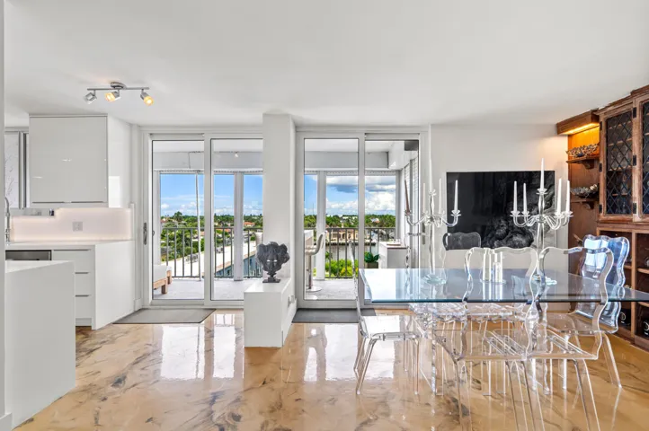 mls_DINING_TO_VIEW_DT