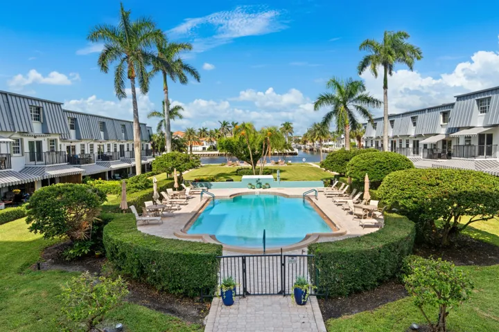 Heated and chilled pool along the intracoastal