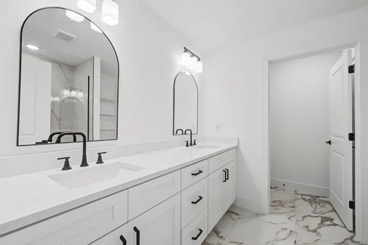 interior - master bathroom 1