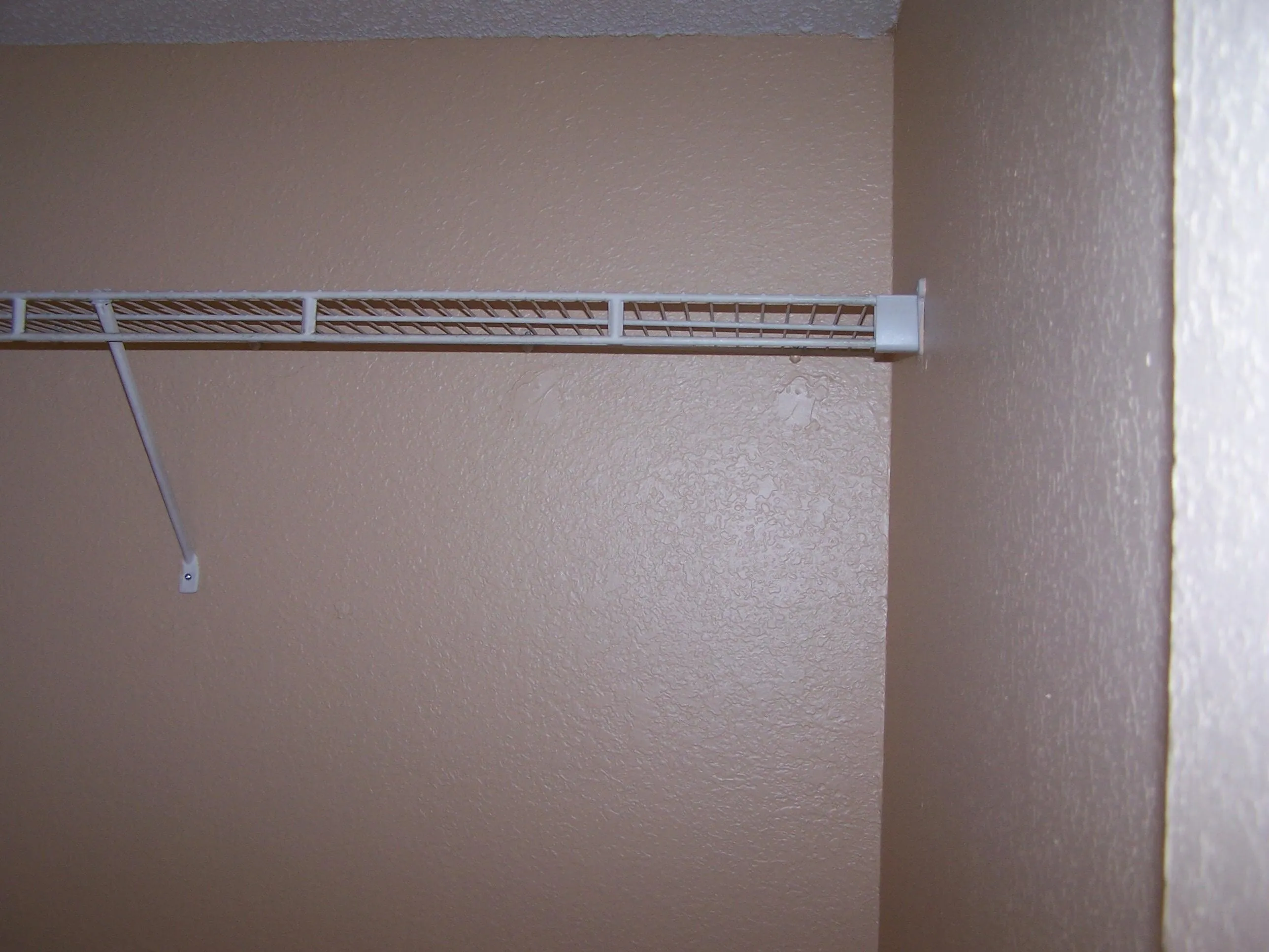 15 - Closet