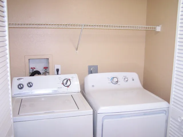 8 - Washer & Dryer