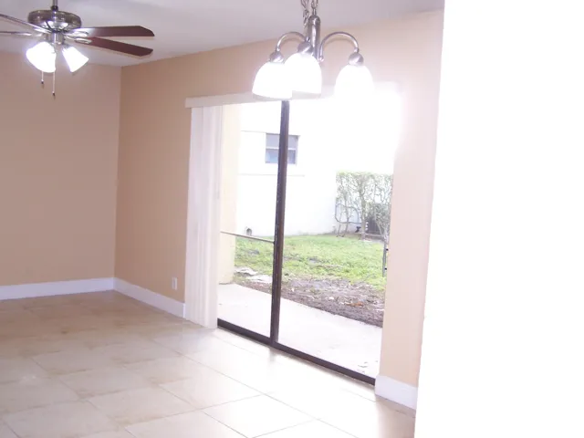 12 - Living room