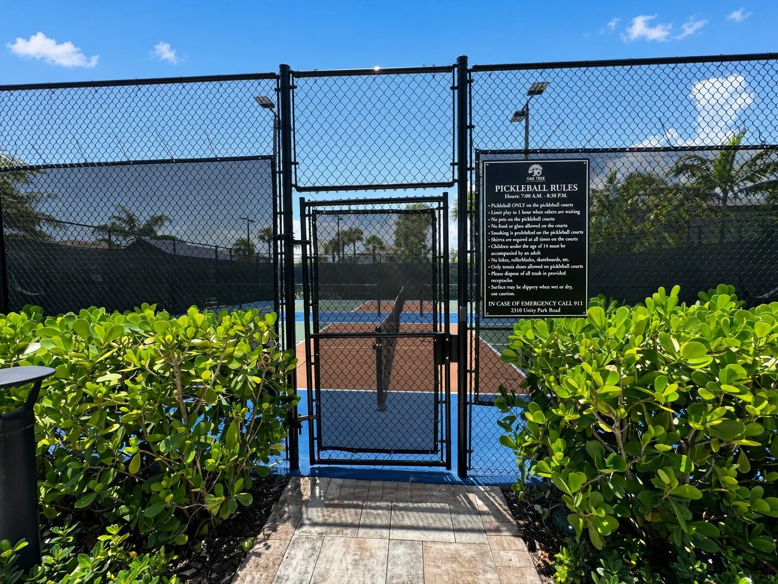 10_pickleball_gate