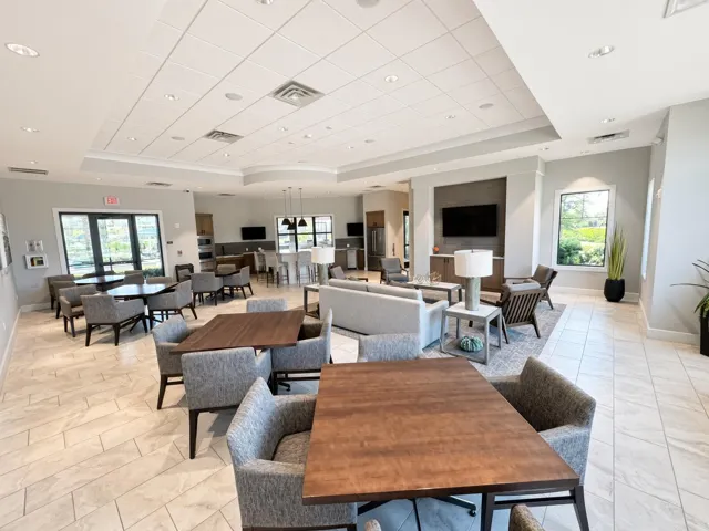 03_clubhouse_interior
