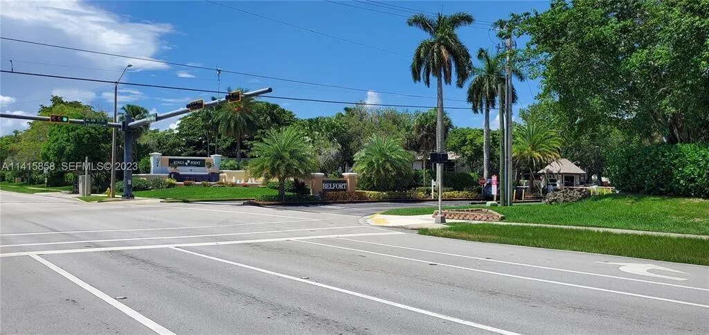 Picture of Gated Front Entrance off Nob Hill Rd.
