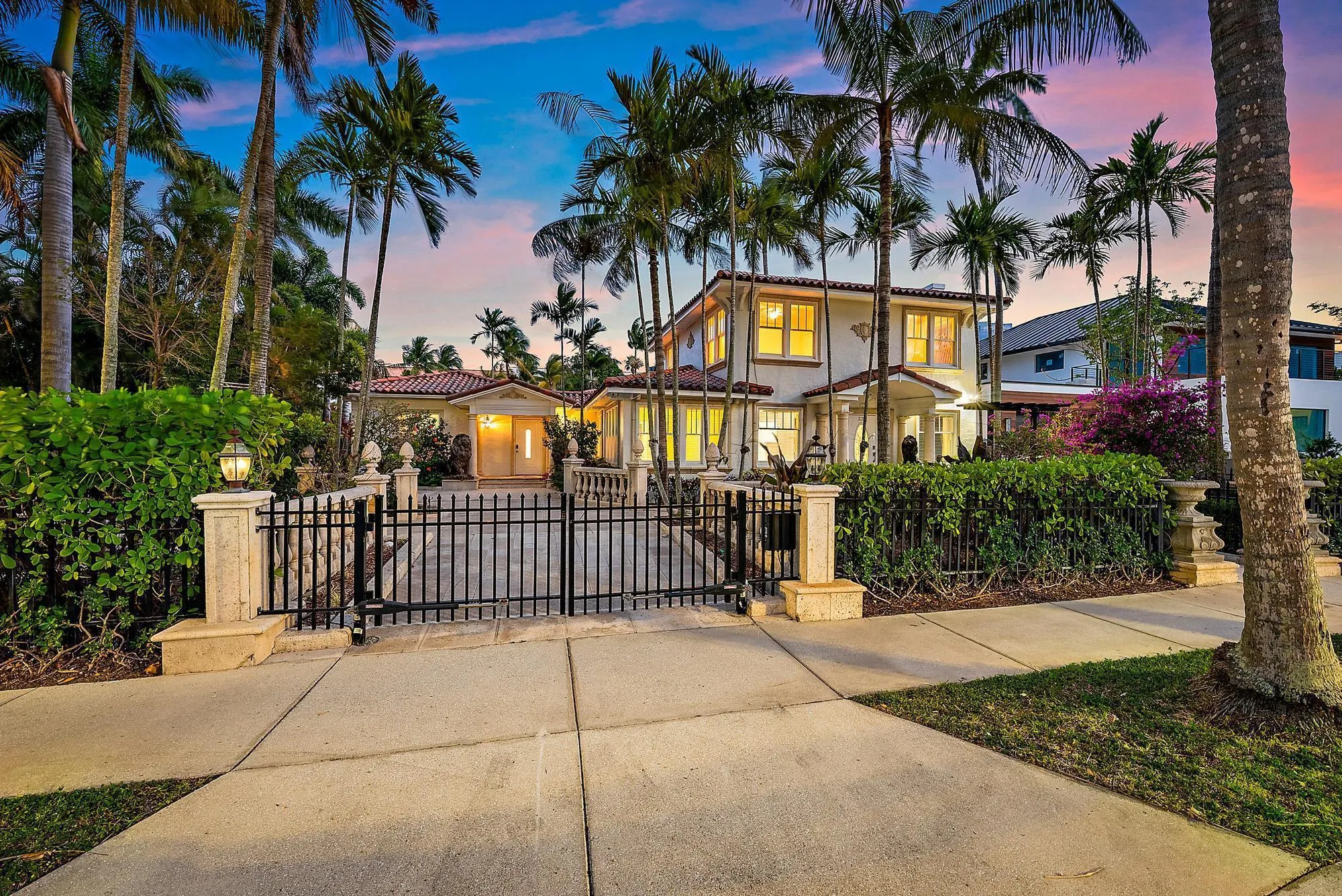 228 9th St-65