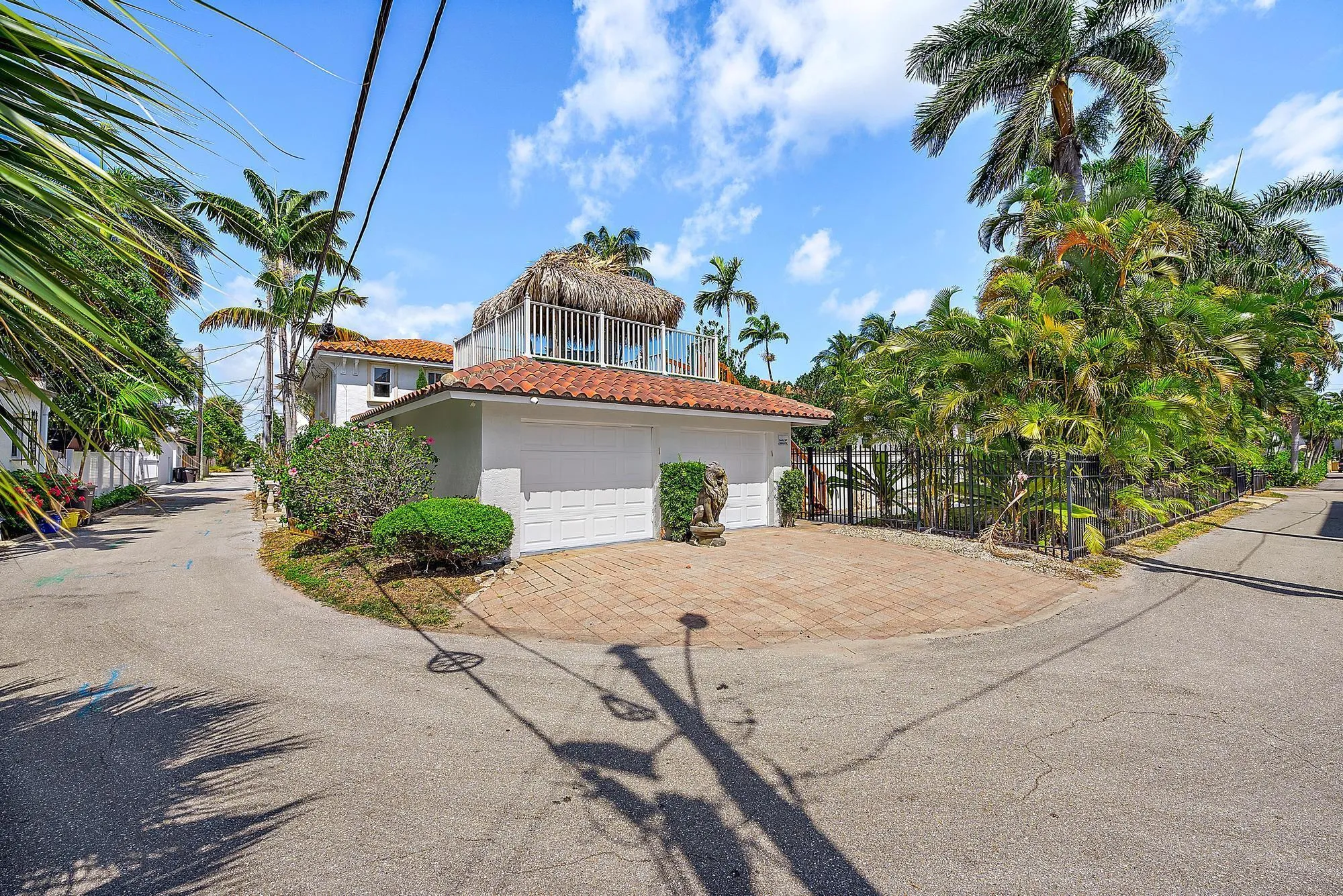 228 9th St-53