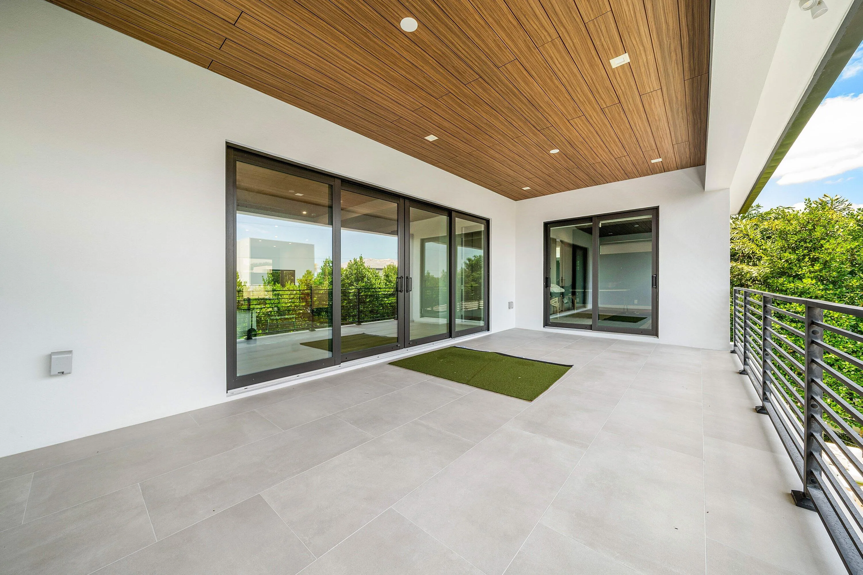 1030 NE 2nd Terrace (57)
