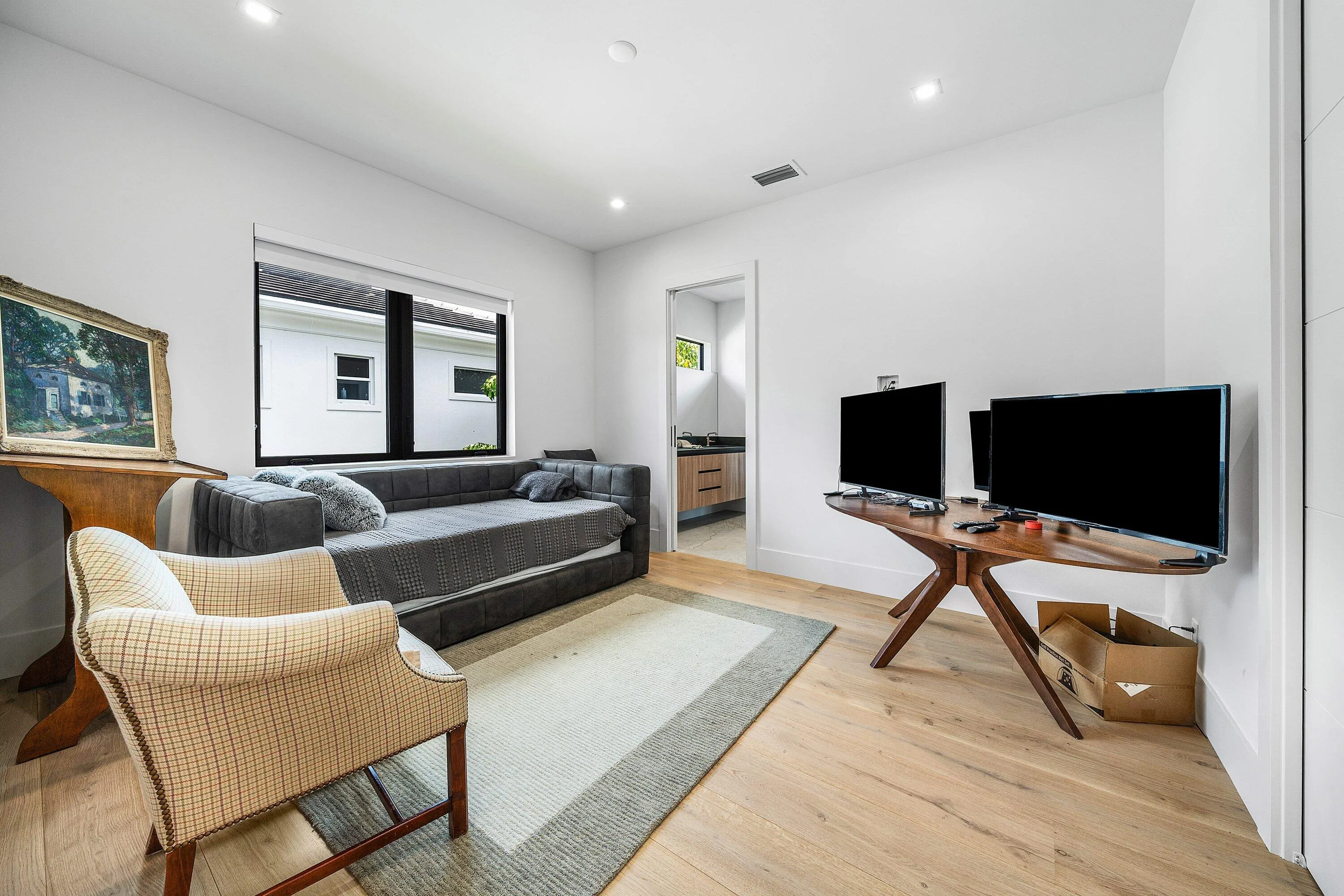 1030 NE 2nd Terrace (39)