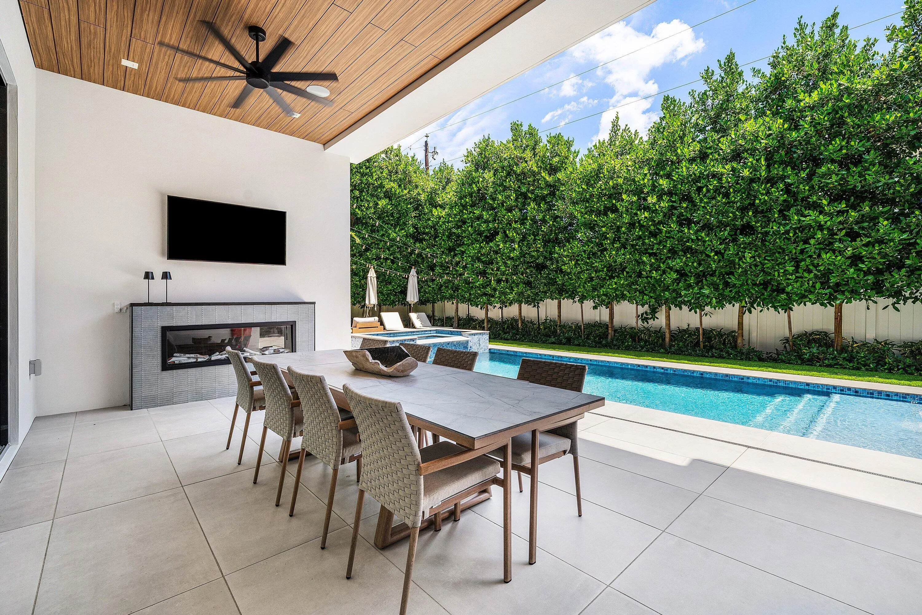 1030 NE 2nd Terrace (72)