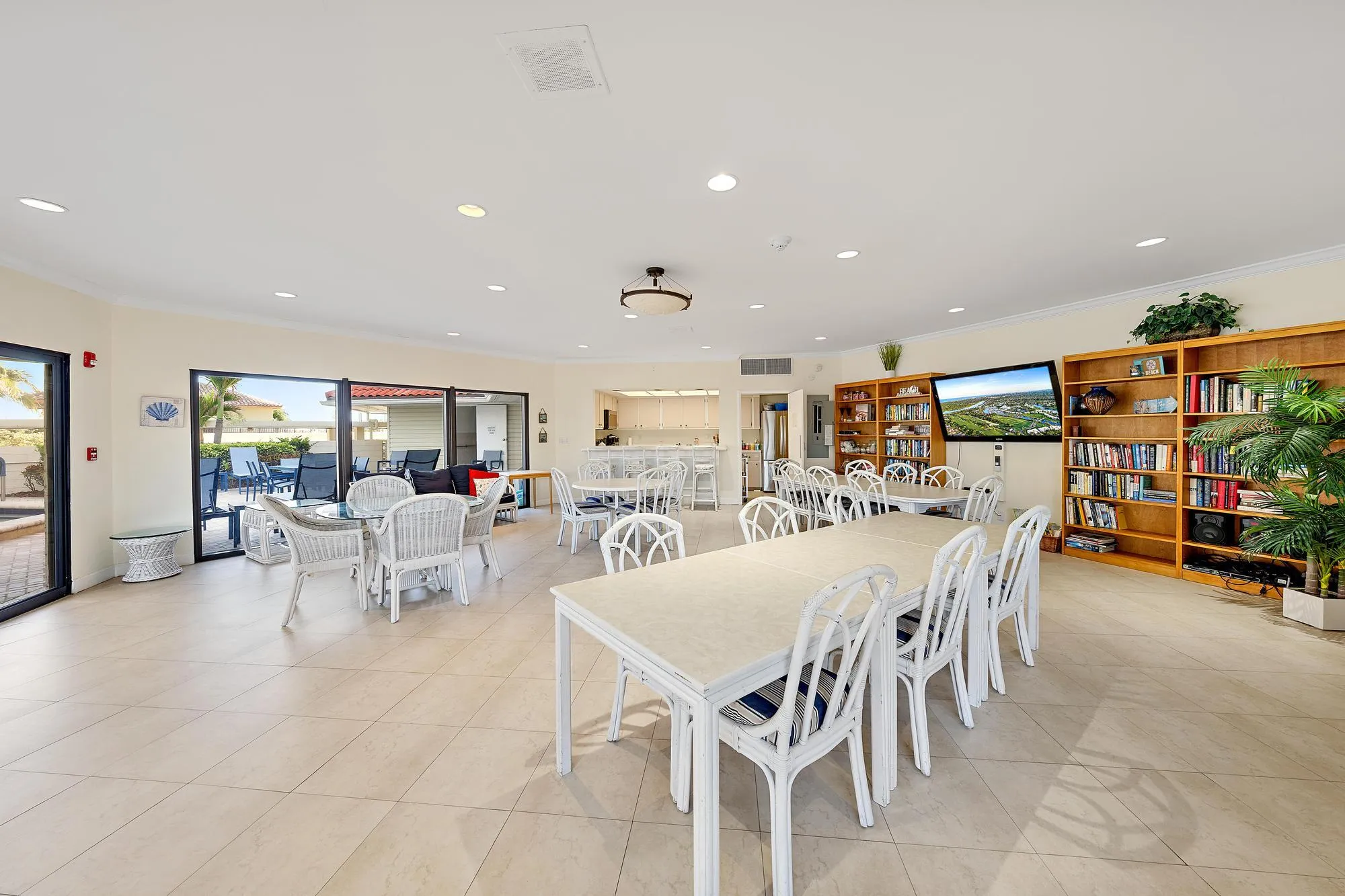 5480 N Ocean Dr