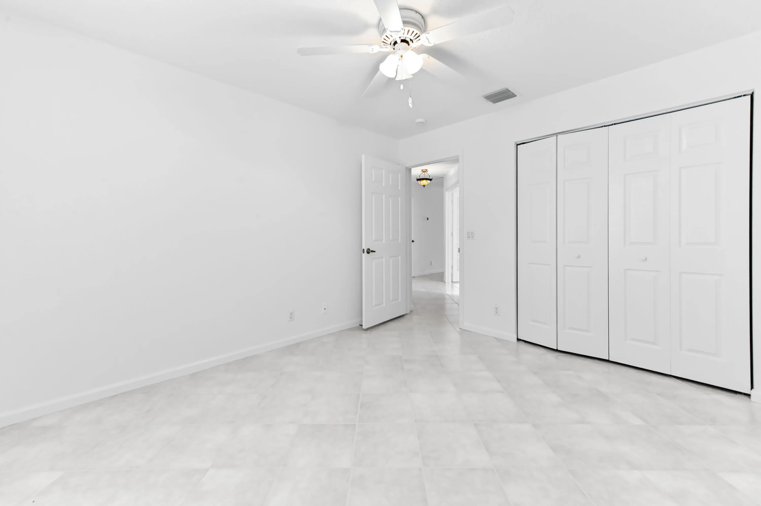 21 bedroom 02