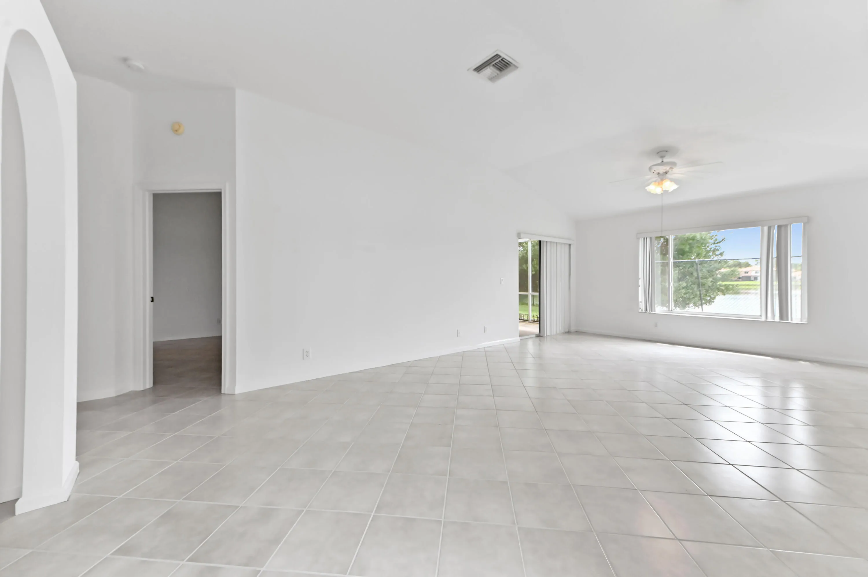05 dining area 91