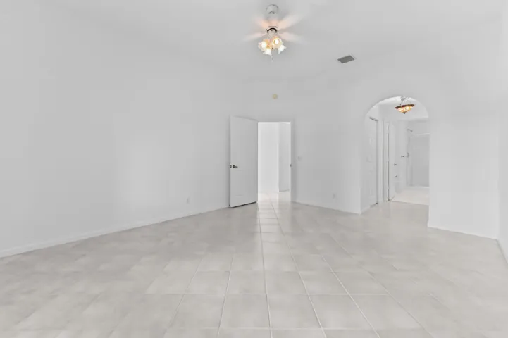 23 bedroom 02