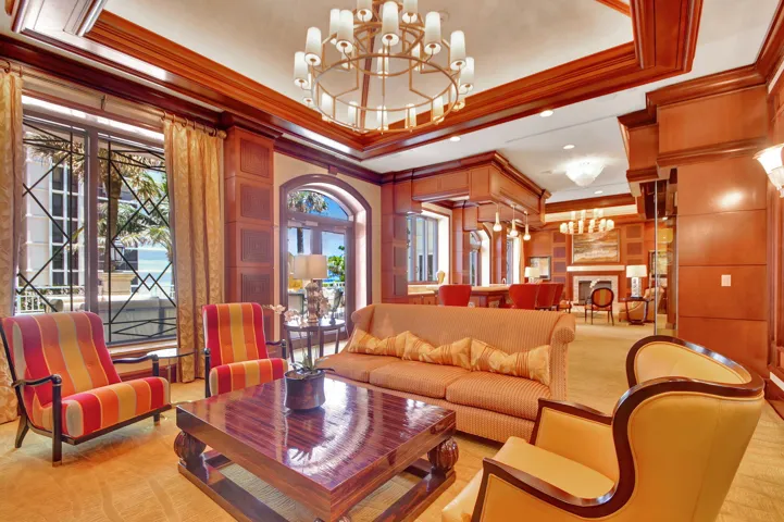 lounge