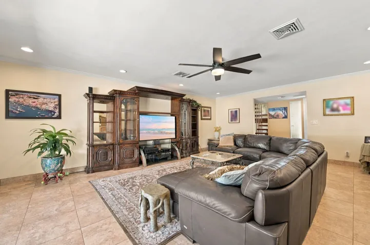 7-web-or-mls-1709-w-las-olas-blvd
