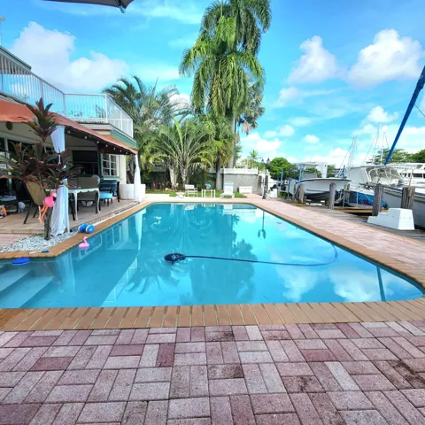 pool
