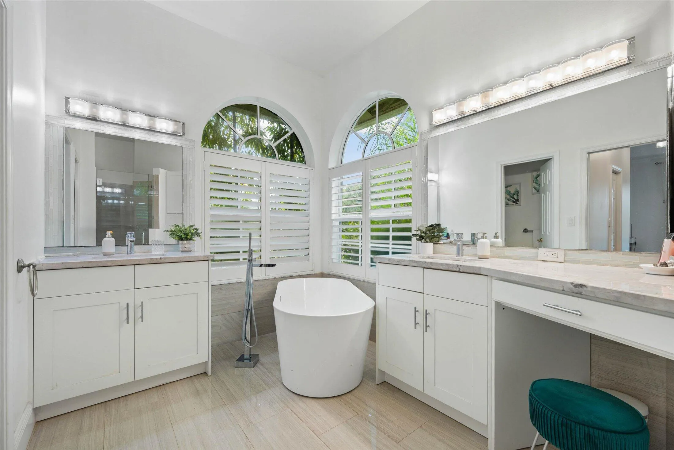 26-2647 Edgewater Dr, Weston-61