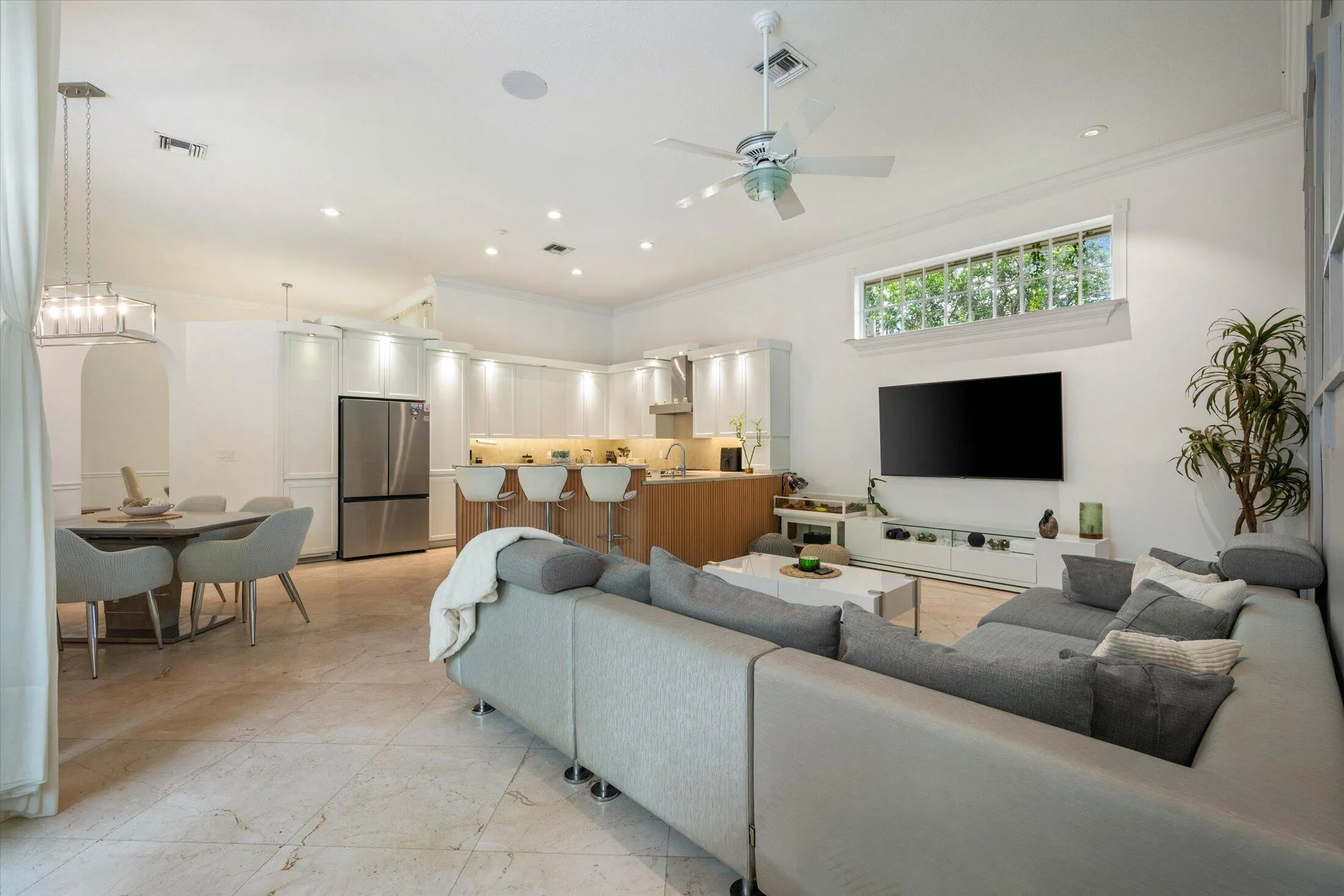 20-2647 Edgewater Dr, Weston-34
