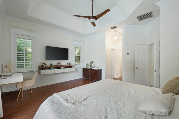 25-2647 Edgewater Dr, Weston-58