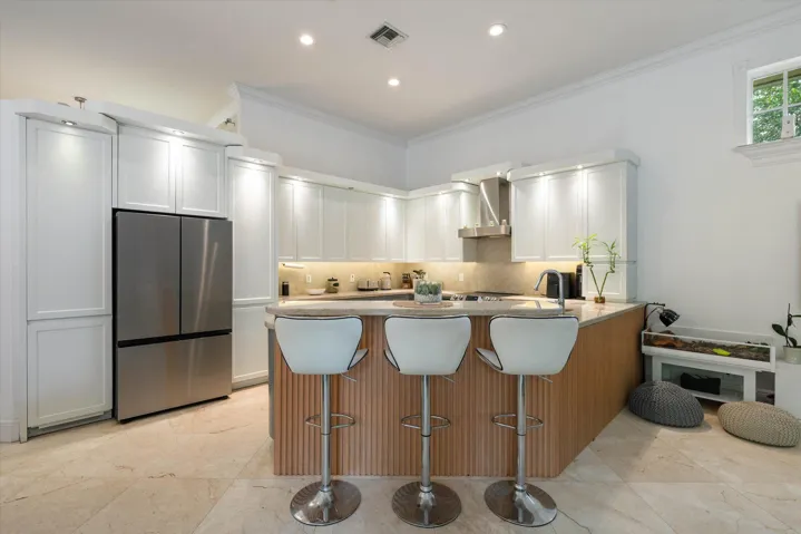 13-2647 Edgewater Dr, Weston-38