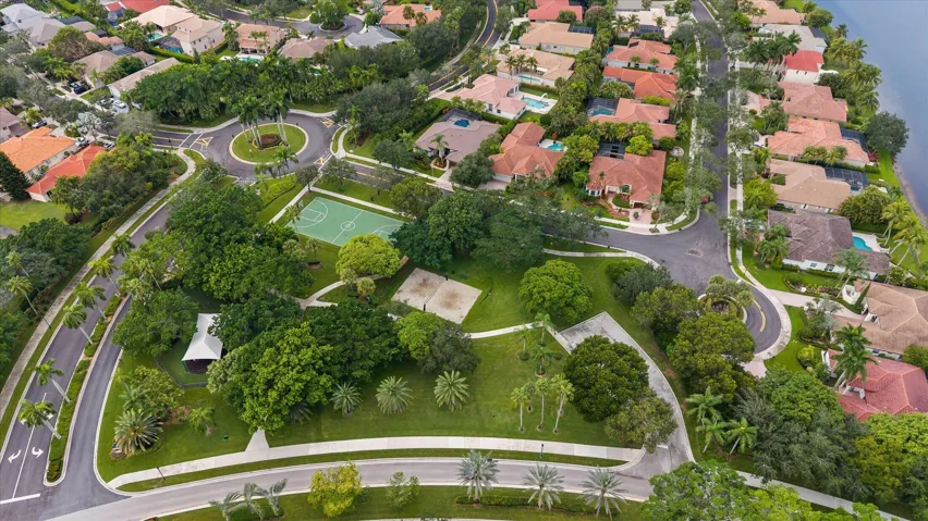 61-2647 Edgewater Dr, Weston-18